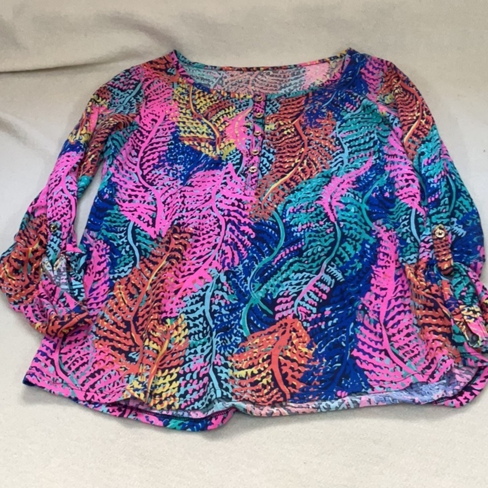 EUC woman’s 3/4 sleeve Lilly Pulitzer shirt - Picture 4 of 7